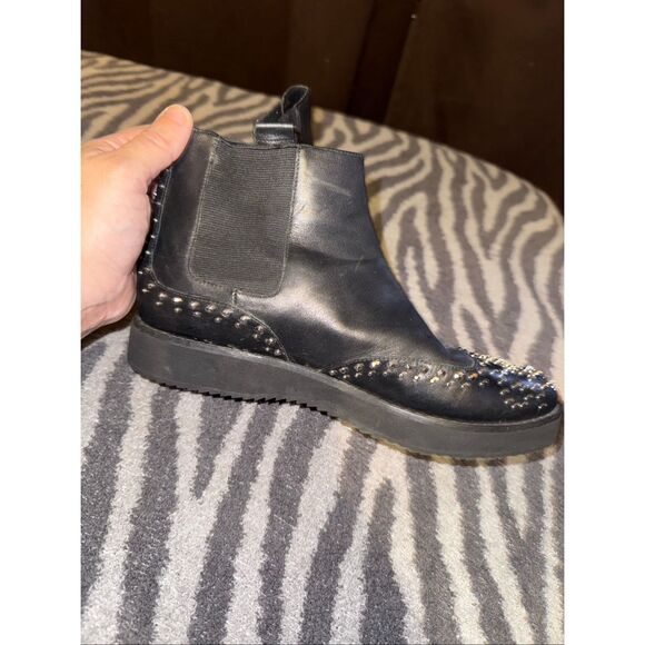 Micheal Kors black silver studded soft boots size 7 - Picture 5 of 8